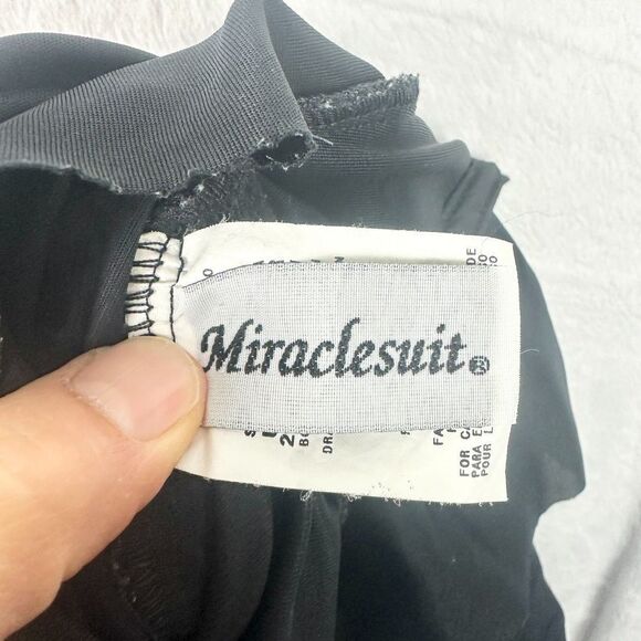 Miraclesuit One Piece Swimsuit Size 22W Ruched Drape Slimming Shaping Black - Picture 5 of 6